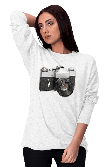 Світшот жіночий з принтом "Фотоапарат". Зйомка, знімати, камера, любитель, майстер, об`єктив, професіонал, професія, фото, фотоаматор, фотоапарат, фотограф, фотокамера. ART принт на футболках