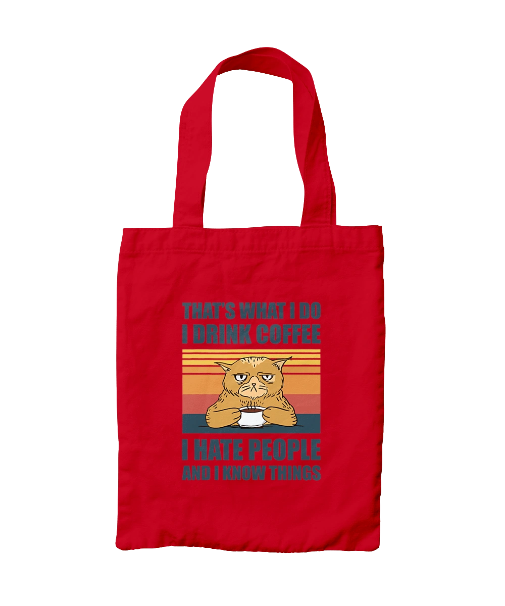 Недовольный кот