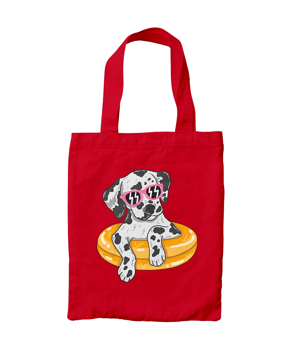 Далматинец Плавает В Кругу