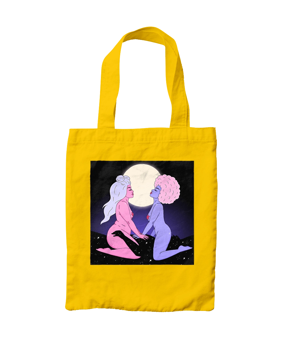 Two Aliens And The Moon