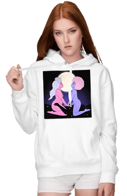 Two Aliens And The Moon