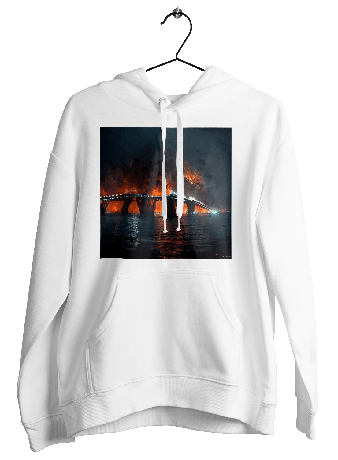 Кримський мост горить