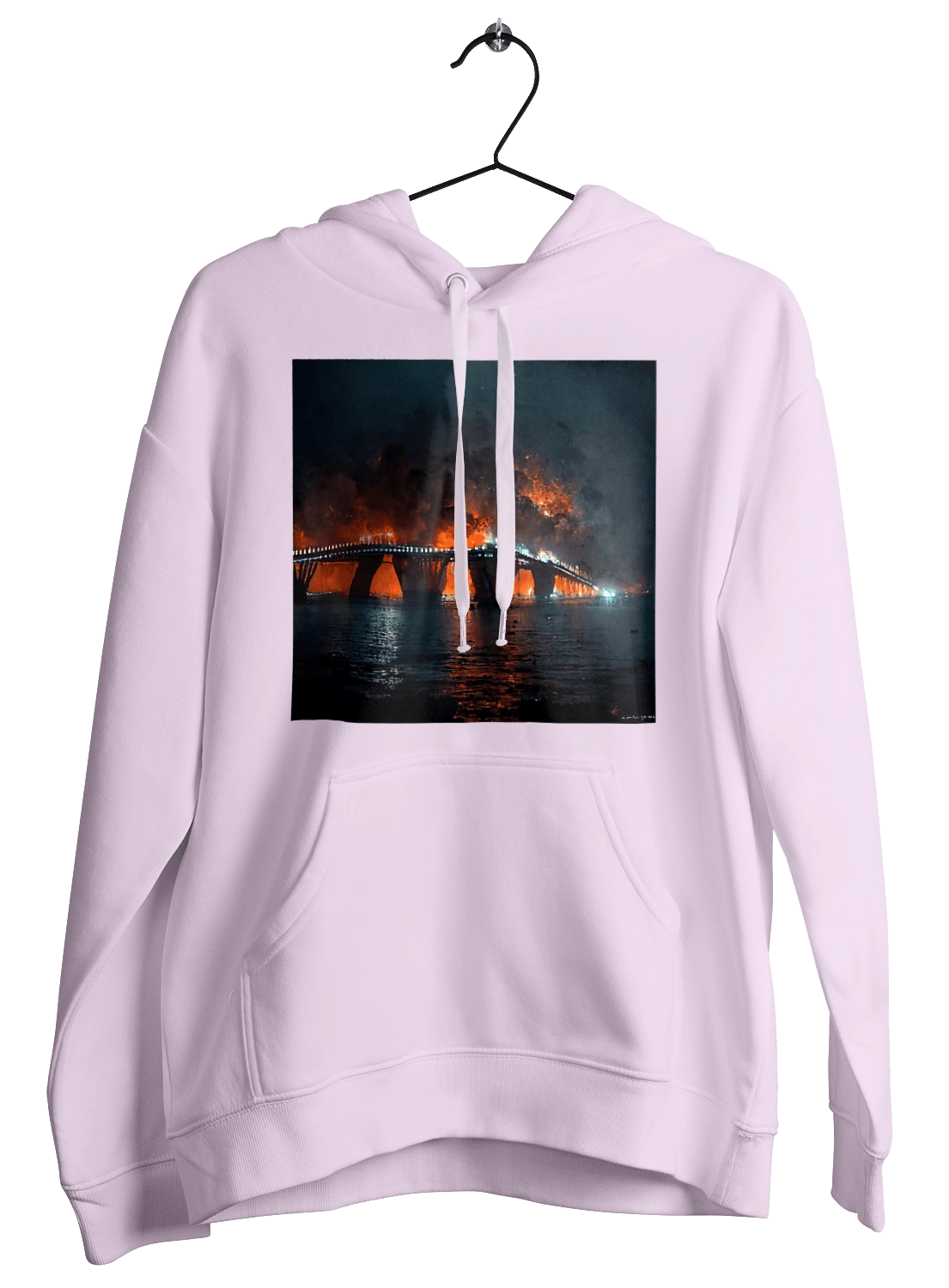 Кримський мост горить