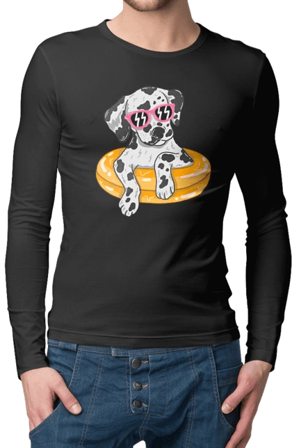 Далматинець Плаває У Колі