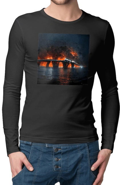 Кримський мост горить