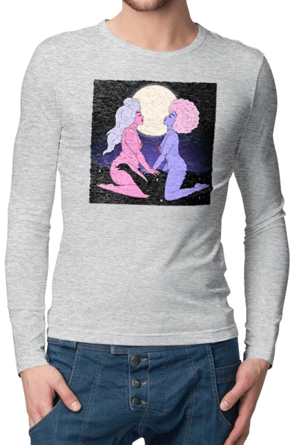 Two Aliens And The Moon