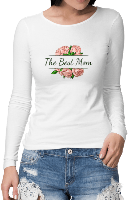 Жіночий лонгслів з принтом "Мама the best". День матері, квіти, мама, найкраща, напис, піони, подарунок, рожевий, свято. futbolka.stylus.ua