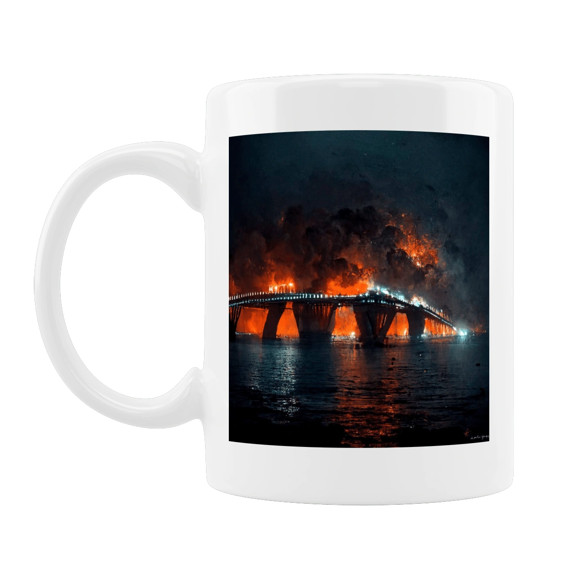 Горит Крымский мост.