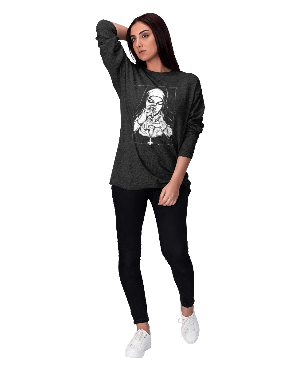 Монашка нюхает порошок