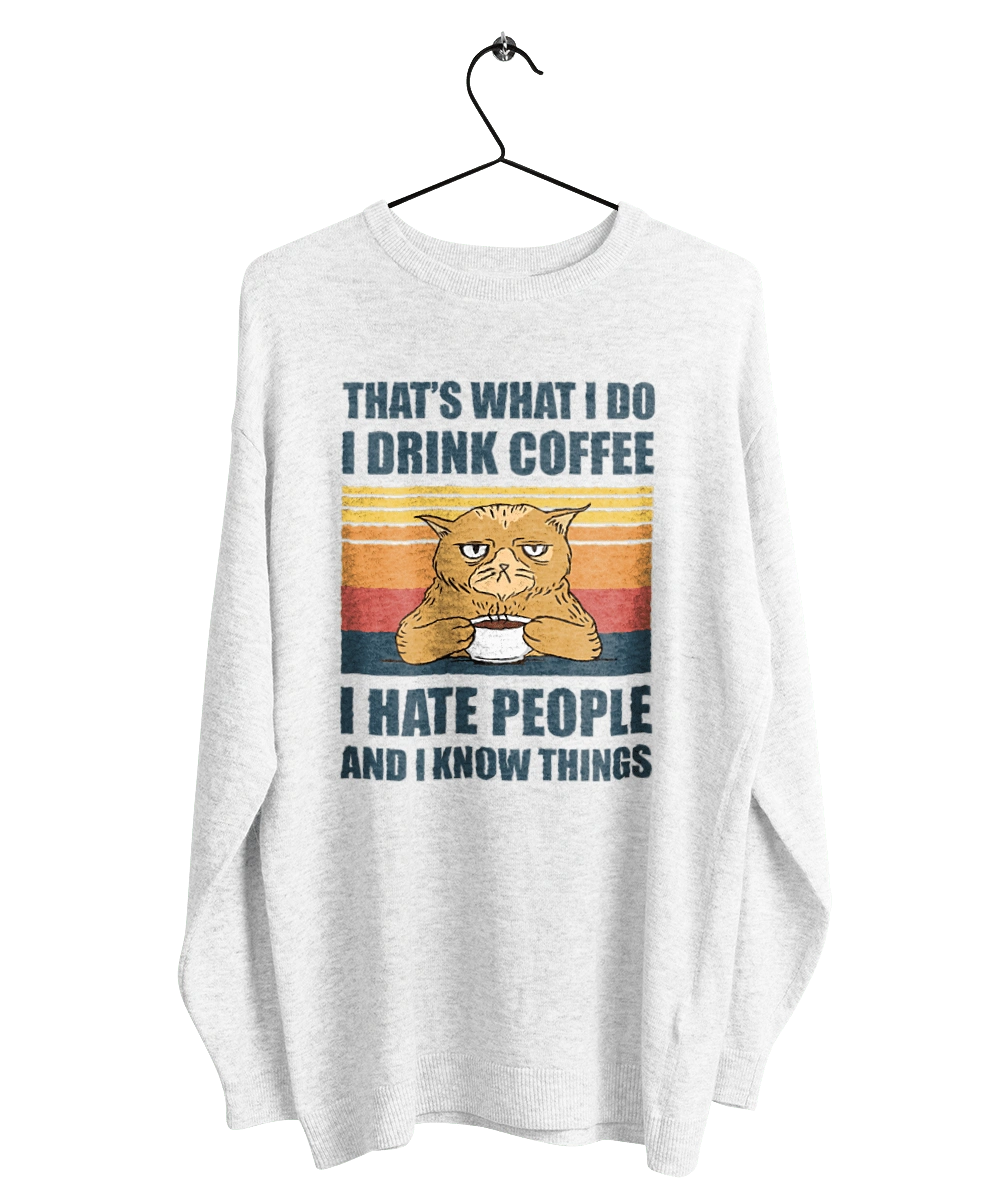 Недовольный кот