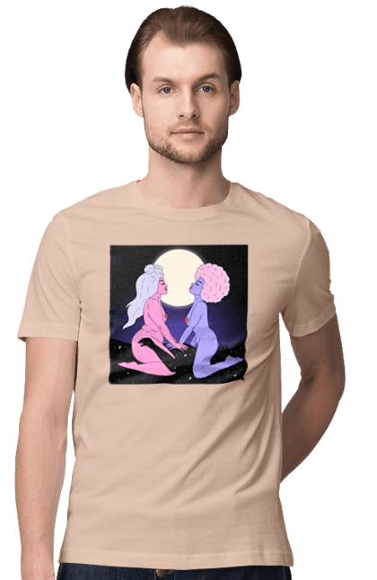 Men`s t-shirt with prints Two Aliens And The Moon. Aliens, from above, girls. 2070702