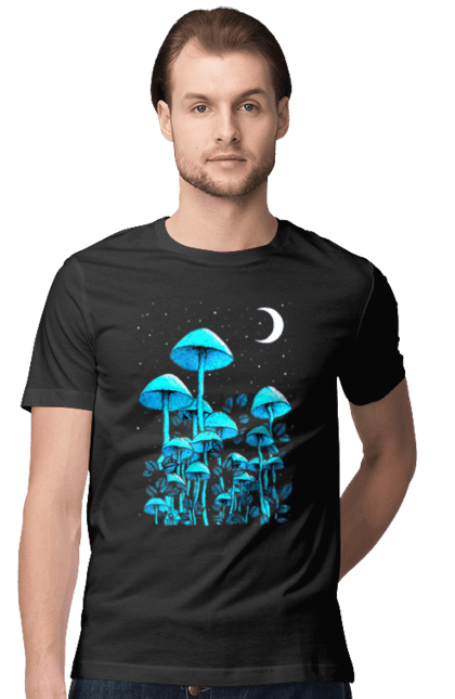 Футболка чоловіча з принтом "Гриби та місяць". Біла поганка, гриби та місяць, грибники, грибниця, збирач грибів, ліс та грби, маслюки, мухомори, опеньки, осінні гриби. ART принт на футболках