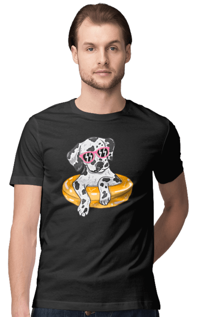 Футболка чоловіча з принтом "Далматинець Плаває У Колі". Далматинець, окуляри, плавати, собака. 2070702