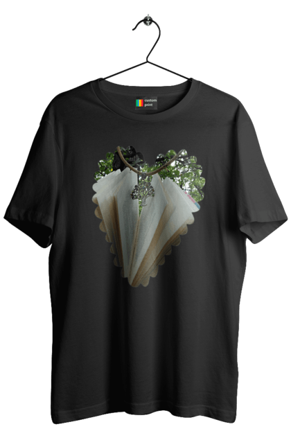 Футболка чоловіча з принтом "Книжкова валентинка". Дерево, книги, книжки, любов, прикраса, природа, серце, форма серця, читання. 2070702