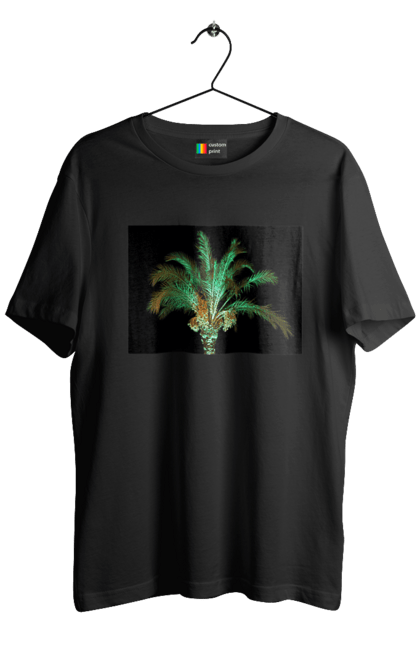 Футболка чоловіча з принтом "Фінікова Пальма Вночі". Берег, відпочинок, відпустка, зелений, море, ніч, оазис, океан, острів, пальма, південь, подорож, пригоди, тропіки, фінікова, чорне. 2070702
