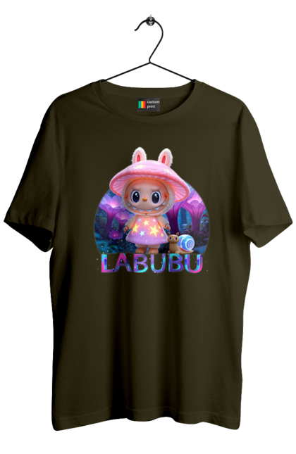 Футболка чоловіча з принтом "Лабубу". Брелок лабубу, іграшка лабубу, лабубу, лабубу кока кола, лялька лабубу, мерч лабубу, мила, рожева лабубу, смішна лабубу. 2070702