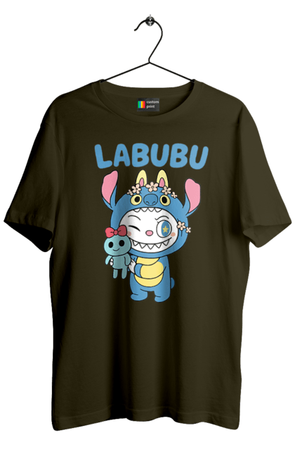 Футболка чоловіча з принтом "Лабубу". Іграшка лабубу, лабубу, лабубу кока кола, мерч лабубу, мила, синя лабаба, смішна лабубу. 2070702