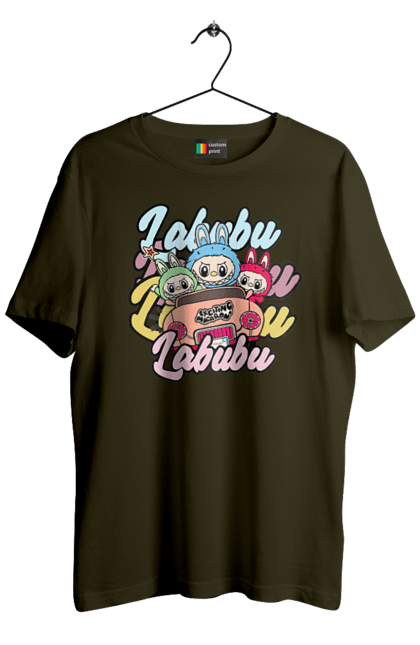 Футболка чоловіча з принтом "Лабубу". Іграшка лабубу, лабубу, лабубу кока кола, мерч лабубу, мила, рожева лабубу, смішна лабубу. 2070702