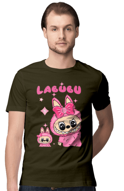 Футболка чоловіча з принтом "Лабубу". Іграшка лабубу, лабубу, лабубу кока кола, мерч лабубу, мила, рожева лабубу, смішна лабубу. 2070702