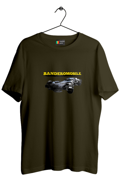 Футболка чоловіча з принтом "Бандеромобіль". Бандера, бандеромобіль, бетмобіль, військова техніка, зсу, супер автомобіль. 2070702