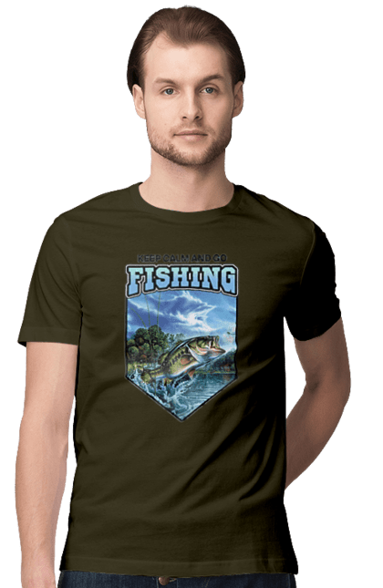 Футболка чоловіча з принтом "Keep Calm and Go Fishing". Відпочинок на природі, для рибалок, для чоловіків, мисливці та риболови, природа, рибалка, риболовля, спінінг, хоббі. 2070702