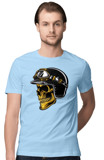 Череп в мотошоломі