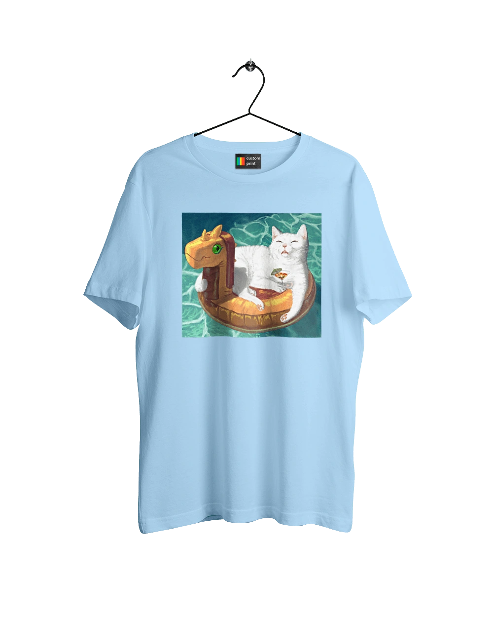 Белый кот в плавательном кругу, на отдыхе