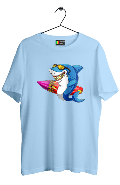 Футболка чоловіча з принтом "Акула В Окулярах З Серфінгом". Акула, літо, окуляри, серфінг. 2070702