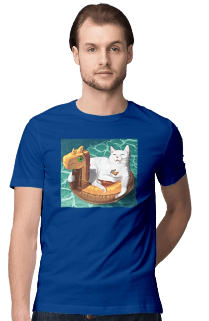 Белый кот в плавательном кругу, на отдыхе