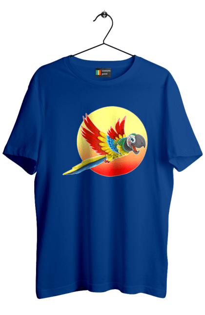 Футболка чоловіча з принтом "Папуга На Тлі Сонця". Ара, веселий, відпочинок, відпустка, диск, жарко, жовтий, коло, кольоровий, крила, літає, літо, папуга, папужка, пір`я, політ, помаранчевий, птах, різнокольоровий, сонце, сонячно, спека, тепло, тропіки, у польоті, червоний. 2070702