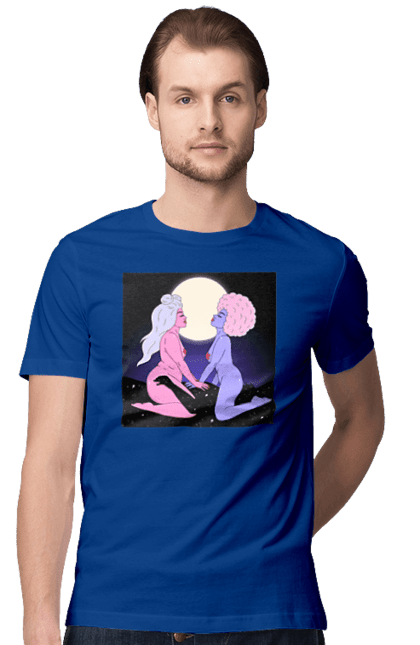 Футболка чоловіча з принтом "Дві Інопланетянки І Місяць". Дівчата, зверху, інопланетянки. 2070702