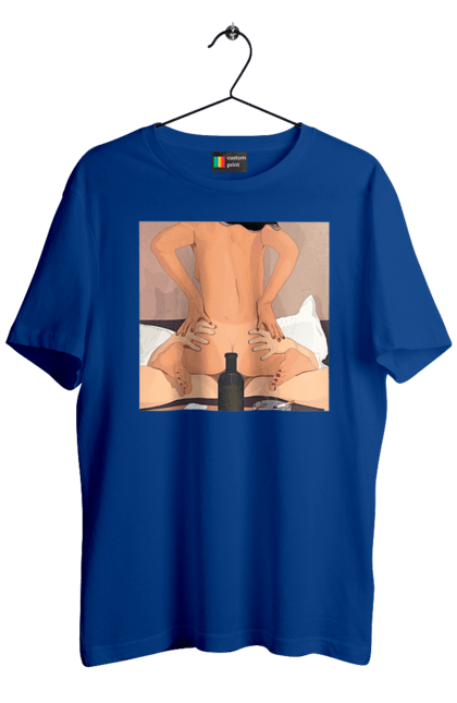 Футболка чоловіча з принтом "Гола Дівчина, Пляшка І Сигарети". Гола, зверху. 2070702