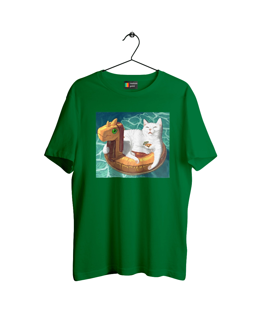 Білий кіт у плавальному колі, на відпочинку