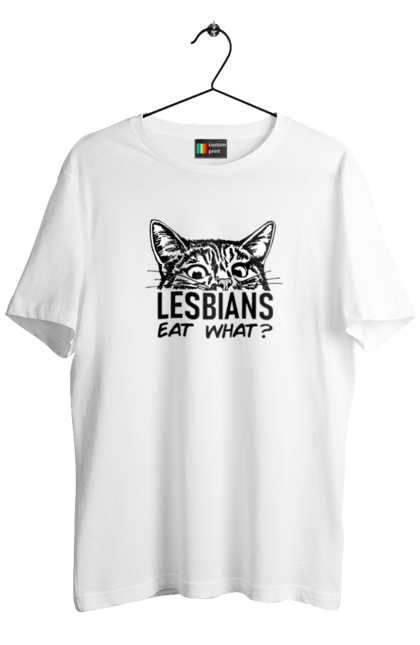 Футболка чоловіча з принтом "Lesbians eat what?". Гумор, котики, лгбт, лесбіянки, приколи, смішні написи. 2070702