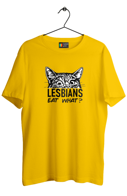 Футболка мужская с принтом Lesbians eat what?. Funny inscriptions, humor, jokes, kittens, lesbians, lgbt, котики, лгбт, лесбиянки, приколы, смешные надписи, юмор. 2070702