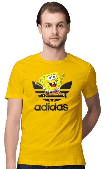 Футболка мужская с принтом Adidas Губка Боб. Adidas, spongebob, адидас, баскетбол, губка боб, мультик, мультсериал, мяч, спанч боб, спорт. 2070702