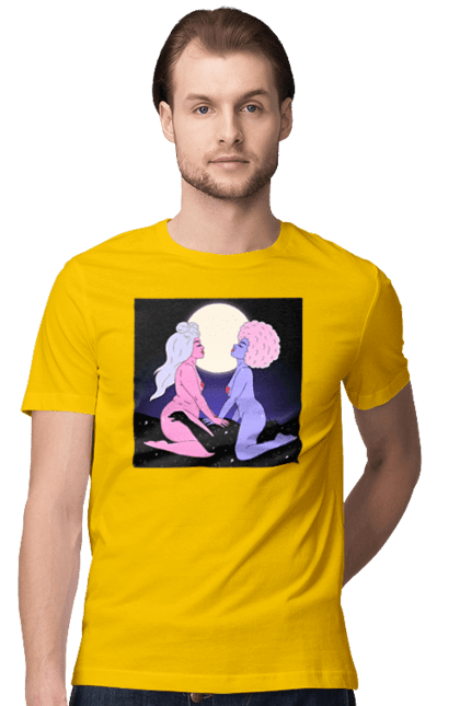 Футболка чоловіча з принтом "Дві Інопланетянки І Місяць". Дівчата, зверху, інопланетянки. 2070702