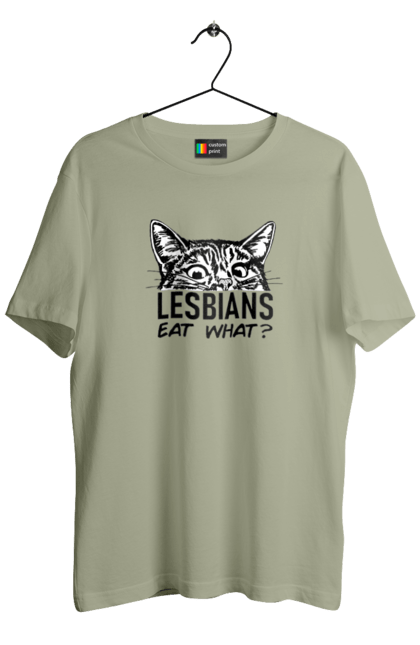 Футболка чоловіча з принтом "Lesbians eat what?". Гумор, котики, лгбт, лесбіянки, приколи, смішні написи. 2070702