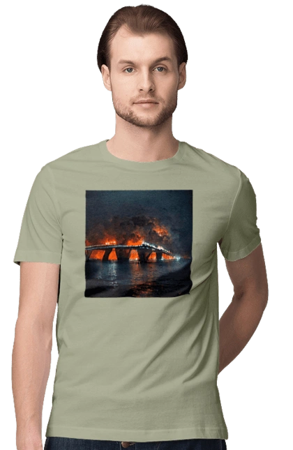 Кримський мост горить