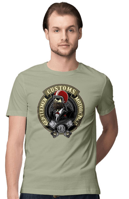 Футболка мужская с принтом Джентльменский мотоцикл. Джентльмен, мотоцикл, череп, шлем. 2070702