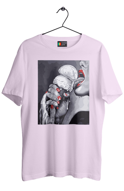 Футболка чоловіча з принтом "Смак ескімо". Апетитне ескімо, вона лиже, дівчина та морозиво, лиже мовою, смак ескімо, смак морозива, тече по губах, тече по руках. 2070702