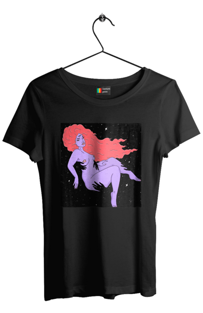 Футболка жіноча з принтом "Фіолетова Дівчина В Чорній Дирі". Дівчина, лапають. 2070702