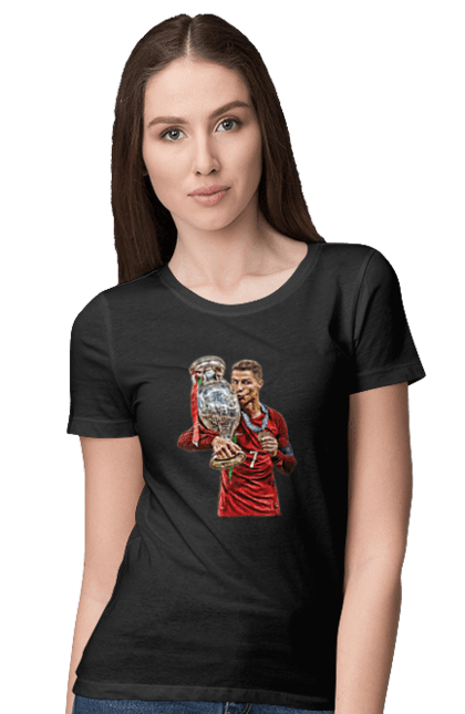 Футболка жіноча з принтом "Кріштіан Роналду Фіфа". Кріштіано роналдо, спорт, футбол. CustomPrint.market