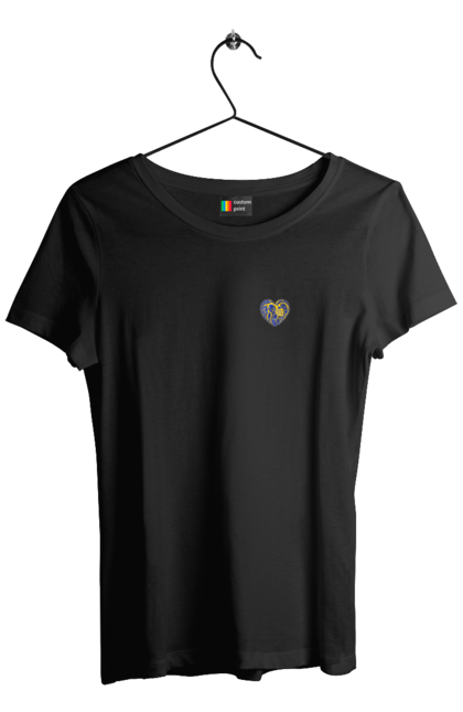 Футболка жіноча з принтом "Серця незламних". Жрвто синій, незламні, серце, символіка, україна. 2070702