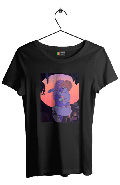 Футболка жіноча з принтом "Фіолетові Дівчата Обіймаються". Захід, обійми. 2070702