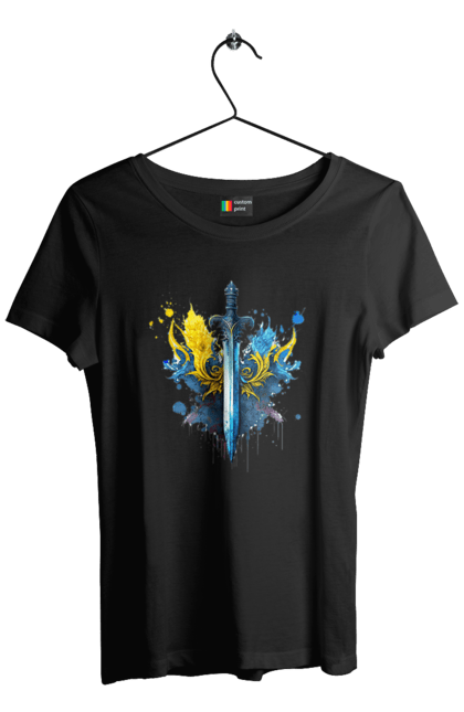 Футболка жіноча з принтом "Меч в українському стилі". Герб, меч, перемога, прапор, символ україни, тризуб, україна. 2070702
