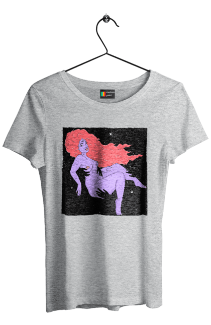 Футболка женская с принтом Фиолетовая Девушка В Черной Дыре. Девушка, лапают. 2070702