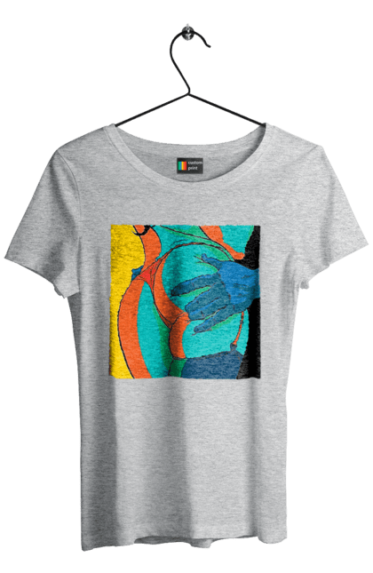 Футболка женская с принтом Женская Попа В Мужских Руках. 18, голая, жопа, шлепок. 2070702