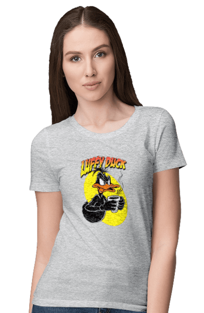 Футболка женская с принтом Даффи Дак. Daffy duck, looney tunes, merrie melodies, warner brothers, даффи дак, мультфильм, персонаж, утка, утка даффи. 2070702