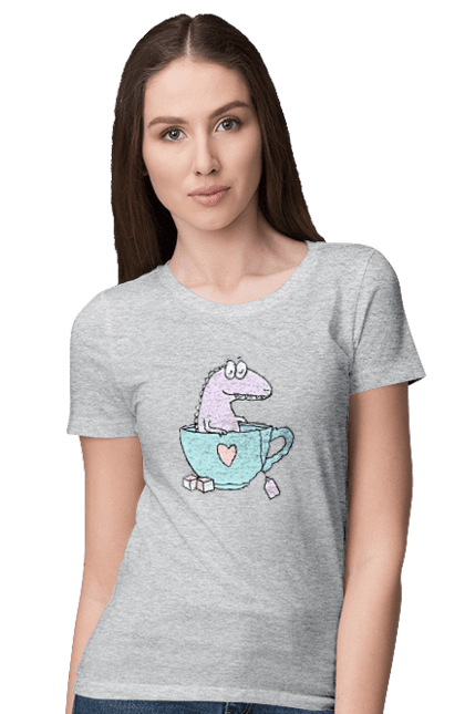 Футболка жіноча з принтом "Динозавр прінмаем в чашці чай". Динозавр, релакс, чай, чашка. CustomPrint.market